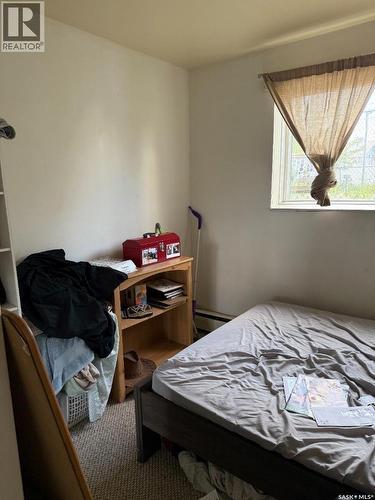 616 28Th Street E, Prince Albert, SK - Indoor Photo Showing Bedroom
