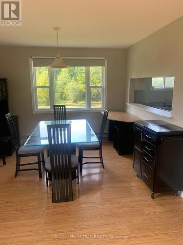 227 Ireland Road, Merrickville-Wolford, ON - Indoor Photo Showing Dining Room