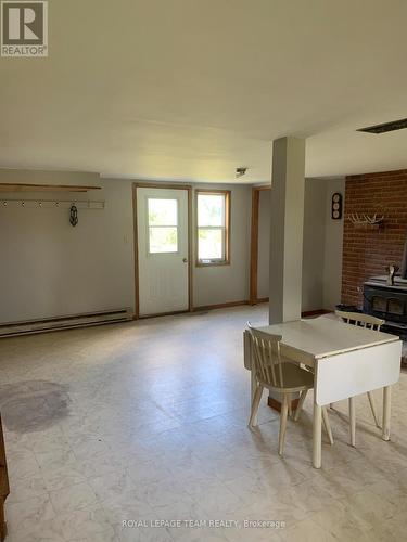 227 Ireland Road, Merrickville-Wolford, ON - Indoor