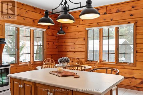 9936 Ontario Street, Lambton Shores (Port Franks), ON - Indoor Photo Showing Dining Room