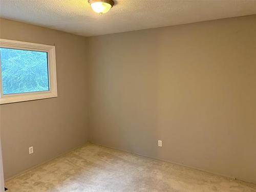 D-1306 Molson St, Winnipeg, MB 