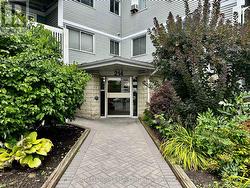408 - 214 VIEWMOUNT DRIVE  Ottawa, ON K2E 7X3