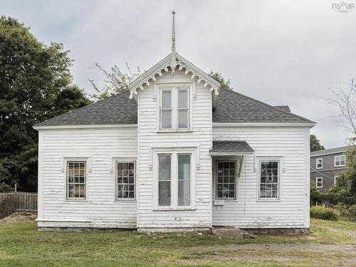 29 Willow Street, Truro, NS 