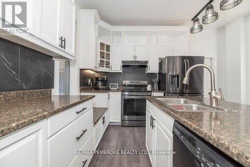 502 Mary Street, Pembroke, ON - Indoor Photo Showing Kitchen With Double Sink