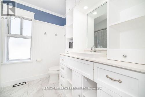 502 Mary Street, Pembroke, ON - Indoor Photo Showing Bathroom