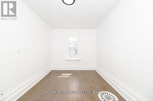 502 Mary Street, Pembroke, ON - Indoor Photo Showing Other Room