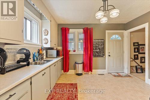 225 Mcgill Street, Peterborough (Otonabee Ward 1), ON - Indoor