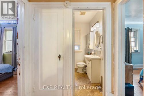 225 Mcgill Street, Peterborough (Otonabee Ward 1), ON - Indoor Photo Showing Bathroom
