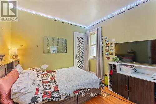 225 Mcgill Street, Peterborough (Otonabee Ward 1), ON - Indoor Photo Showing Bedroom