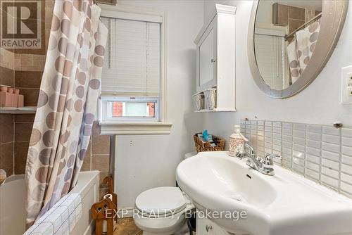 225 Mcgill Street, Peterborough (Otonabee Ward 1), ON - Indoor Photo Showing Bathroom