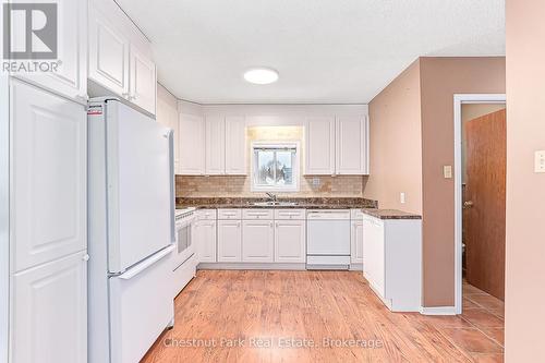 209548 Highway 26, Blue Mountains, ON - Indoor Photo Showing Kitchen