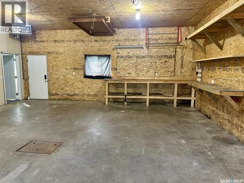 500 5Th Avenue, Leroy, SK - Indoor