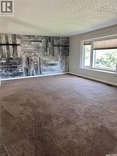 500 5Th Avenue, Leroy, SK - Indoor Photo Showing Other Room