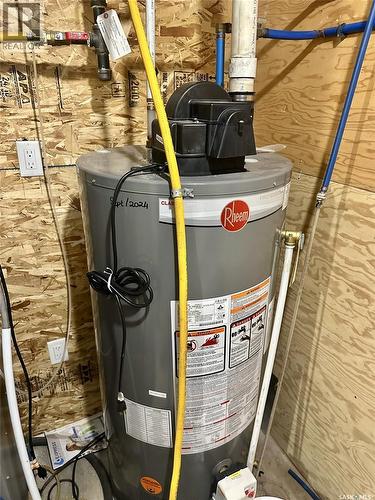 500 5Th Avenue, Leroy, SK - Indoor Photo Showing Basement