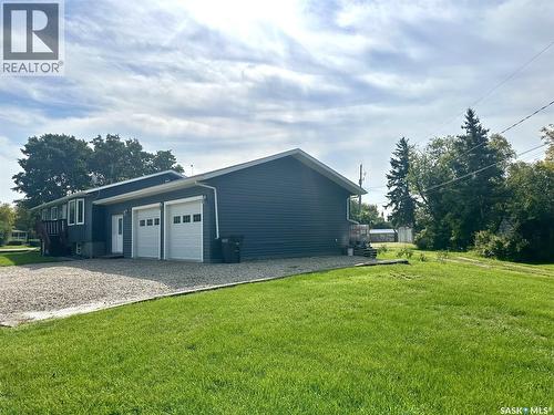 500 5Th Avenue, Leroy, SK - Outdoor