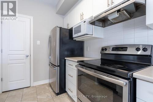 G - 1011 Beryl Private, Ottawa, ON - Indoor Photo Showing Kitchen With Stainless Steel Kitchen