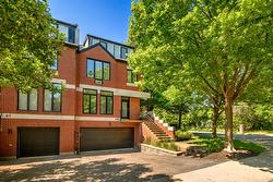 49 Cours du Fleuve  Montréal (Verdun/Île-Des-Soeurs), QC H3E 1X1