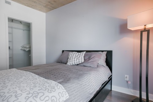 Chambre à coucher principale - 508-235 Rue Peel, Montréal (Le Sud-Ouest), QC - Indoor Photo Showing Bedroom