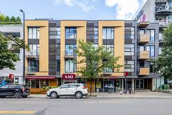201-5255 Av. du Parc  Montréal (Le Plateau-Mont-Royal), QC H2V 4G9
