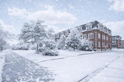 Exterior - 304-2177 Boul. Thimens, Montréal (Saint-Laurent), QC - Outdoor