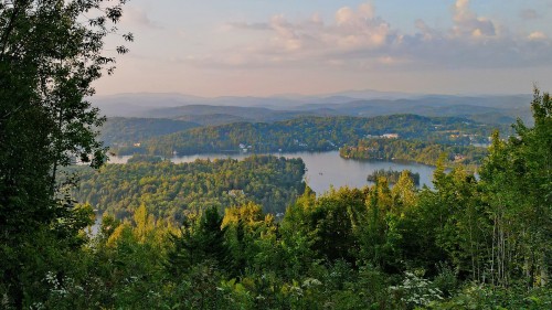 Vue sur l'eau - Ch. Sir-Mortimer-B.-Davis, Sainte-Agathe-Des-Monts, QC 