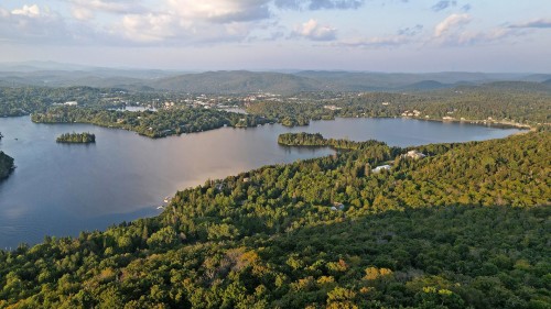 Vue d'ensemble - Ch. Sir-Mortimer-B.-Davis, Sainte-Agathe-Des-Monts, QC 