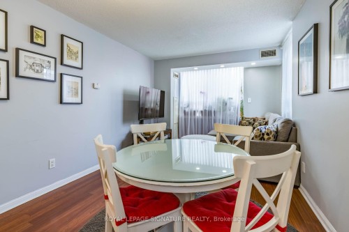 203-4 Elsinore Path, Toronto, ON - Indoor Photo Showing Dining Room