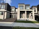 111 Hilts Drive, Richmond Hill, ON  - Outdoor With Facade 
