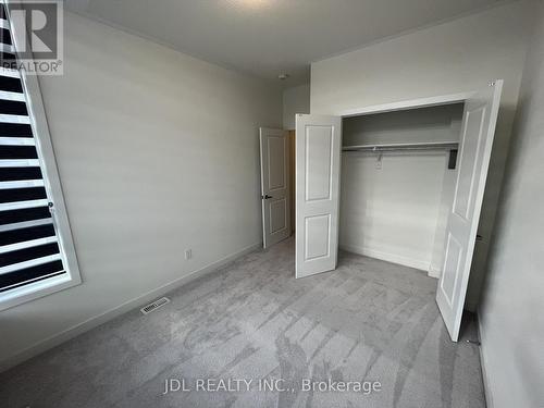 111 Hilts Drive, Richmond Hill, ON - Indoor Photo Showing Other Room