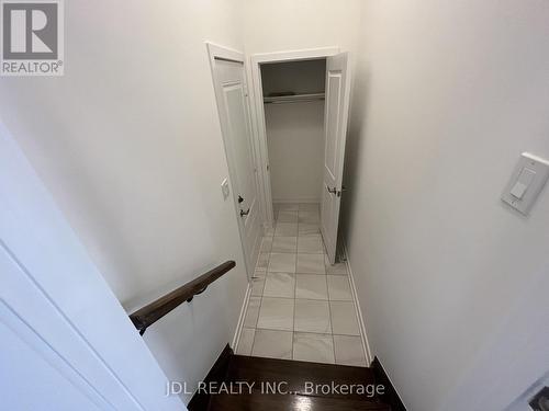 111 Hilts Drive, Richmond Hill, ON - Indoor Photo Showing Other Room