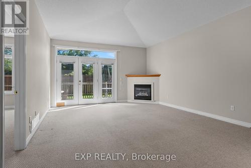 23 - 5595 Drummond Road, Niagara Falls (Hospital), ON - Indoor With Fireplace