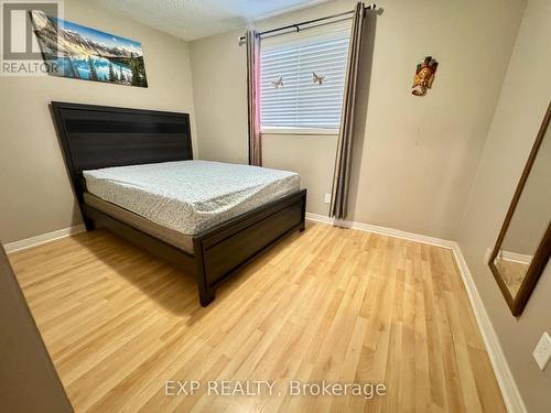 3816 Panama Court, Niagara Falls (Church'S Lane), ON - Indoor Photo Showing Bedroom