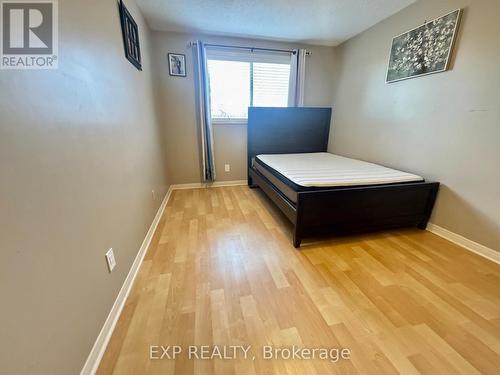 3816 Panama Court, Niagara Falls (Church'S Lane), ON - Indoor Photo Showing Bedroom
