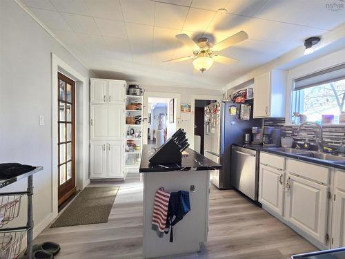 13 Belmont Street, Amherst, NS 