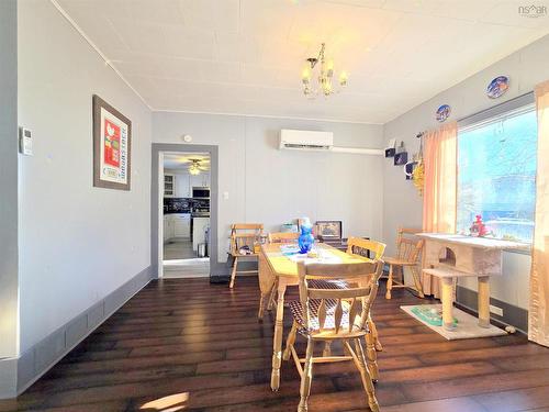 13 Belmont Street, Amherst, NS 