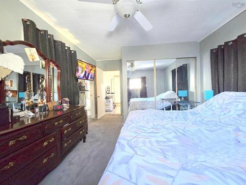 13 Belmont Street, Amherst, NS 