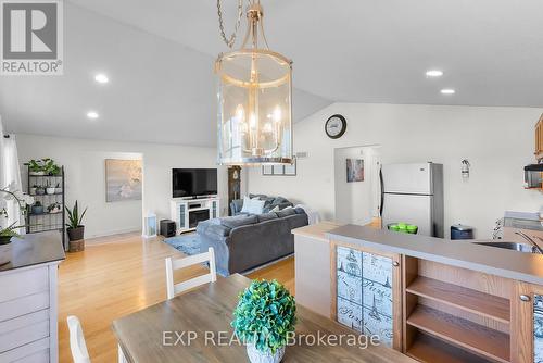 7321 Dorchester Road, Niagara Falls (Marineland), ON - Indoor