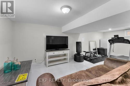 7321 Dorchester Road, Niagara Falls (Marineland), ON - Indoor Photo Showing Gym Room