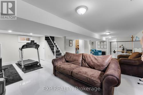 7321 Dorchester Road, Niagara Falls (Marineland), ON - Indoor