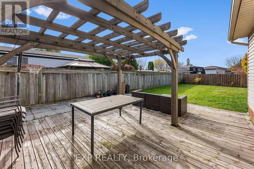 7321 Dorchester Road, Niagara Falls (Marineland), ON - Outdoor With Deck Patio Veranda With Exterior