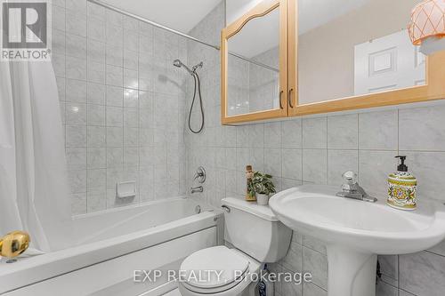 301 - 264 Oakdale Avenue, St. Catharines (Oakdale), ON - Indoor Photo Showing Bathroom