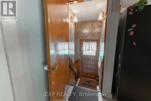 2896 Portage Road, Niagara Falls (Church'S Lane), ON - Indoor