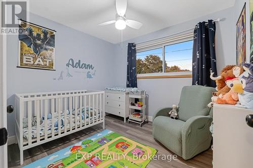 60 Grange Avenue, Welland (Lincoln/Crowland), ON - Indoor Photo Showing Bedroom