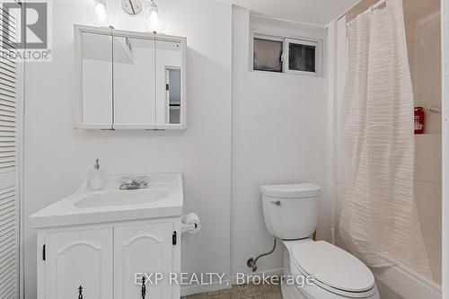 60 Grange Avenue, Welland (Lincoln/Crowland), ON - Indoor Photo Showing Bathroom