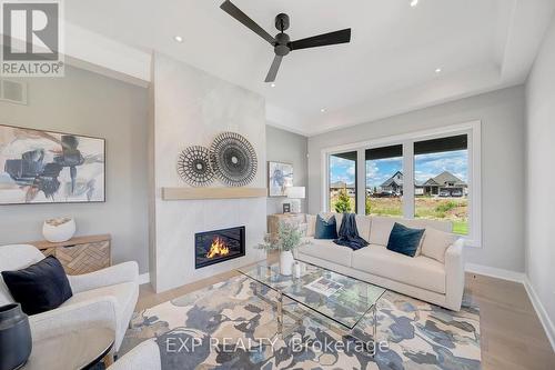 G - 304 Perth Trail, Welland (Hwy 406/Welland), ON - Indoor Photo Showing Living Room With Fireplace
