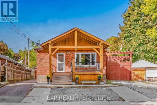 6501 ERWIN CRESCENT  Niagara Falls (Dorchester), ON L2G 4Z9