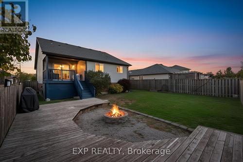 8 Lindan Street, West Lincoln (Smithville), ON - Outdoor With Deck Patio Veranda