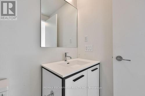 612 - 385 Winston Road, Grimsby, ON -  Photo Showing Bathroom