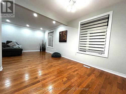 7043 Bonnie Street, Niagara Falls, ON - Indoor Photo Showing Other Room