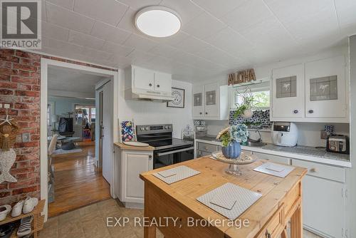 3791 Fairfield Avenue, Fort Erie (Crystal Beach), ON - Indoor